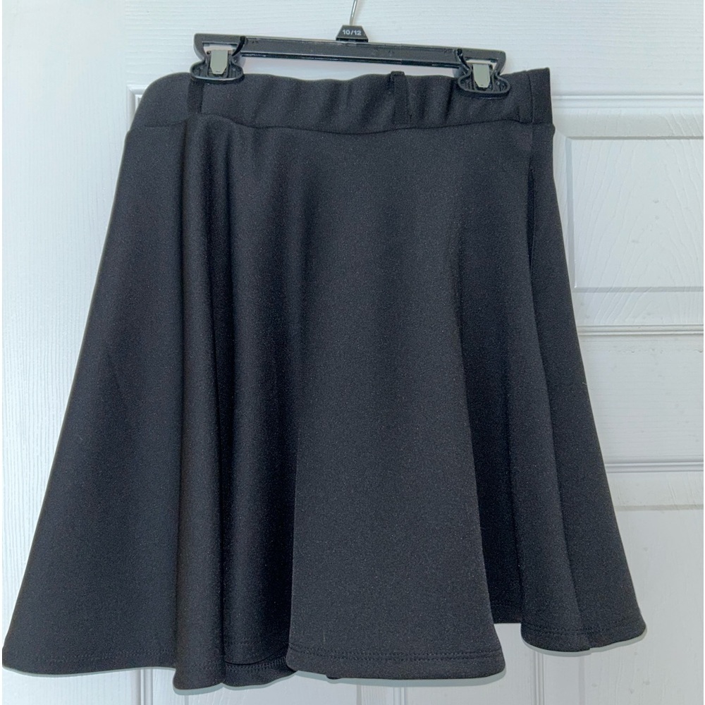 hot topic black skirt MISSING BELT